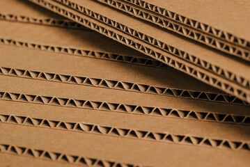 
Corrugated cardboard sheets are one by one, they are prepared for the production of cardboard boxes.