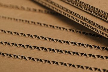 
Corrugated cardboard sheets are one by one, they are prepared for the production of cardboard boxes.