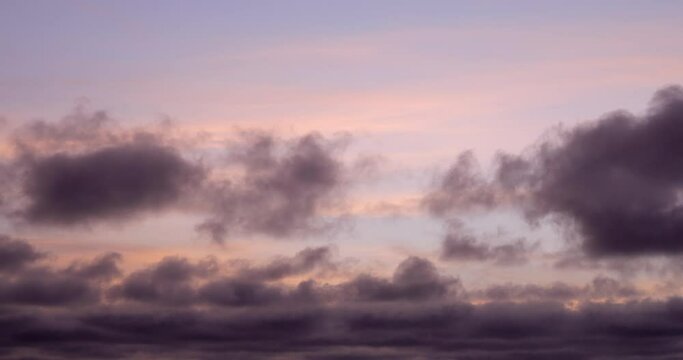 Nubes al amanecer