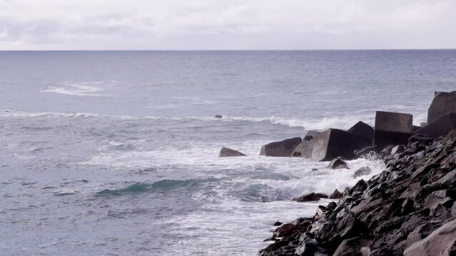 Rompeolas