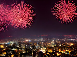Rotes Feuerwerk über Stadt, Silvester