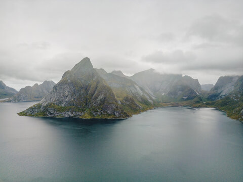 Luftaufnahme von den Lofoten