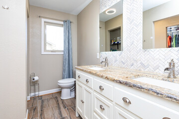 new clean updated bathroom