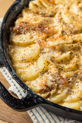 Homemade Cheesy Potatoes Gratin