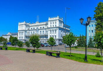 The building of the Administration of the city of Sarapul on Red (Voznesenskaya) Square