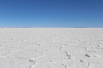 Landscape view of Uyuni Salt Flat on dry season, Salar de Uyuni, Bolivia.