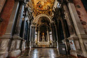 Obraz premium Interior of the church Santi Giovanni e Paolo, Venice