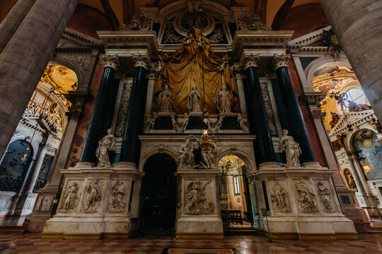 Interior of the church Santi Giovanni e Paolo, Venice
