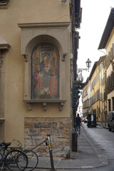 Fototapeta na wymiar tabernacoli a Firenze