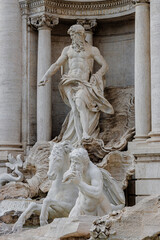 Fototapeta premium TREVI FOUNTAIN - OCEAN STATUE