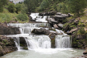Nice day excursion with waterfalls and mountains in the Ordesa y Monteperdido National Park in Aragon