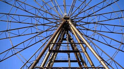 ferris wheel on sky