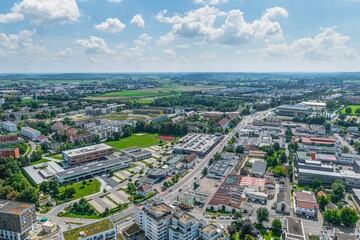 Fototapeta na wymiar Neu-Ulm im Luftbild, Ausblick nach Süden entlang der Memminger Straße