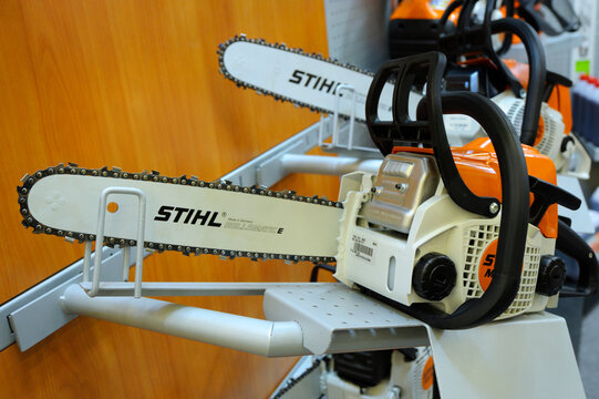 520 Stihl Chainsaw Images, Stock Photos, 3D objects, & Vectors