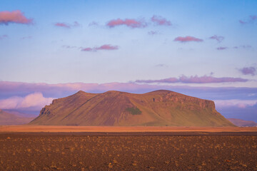 Fototapeta na wymiar Landscape near the Plane Wreck during the sunset (Iceland)