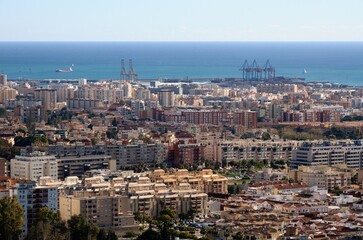 Vistas de Malaga desde la Cerro Atalaya, Puerto de la Torre, Malaga, Andalucia, España