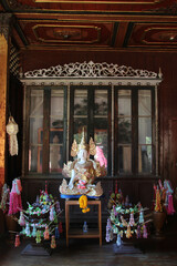 Sitting buddha statue in Northern Thai temple