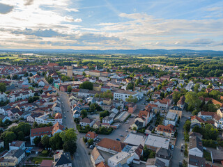Luftaufnahme Stadt Straubing in Richtung Marktplatz und Donau