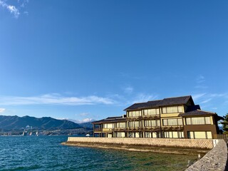 Fototapeta na wymiar 宮島と厳島神社