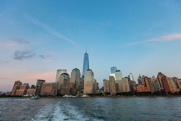 Fototapeta premium Sunset view of the New York City skyline