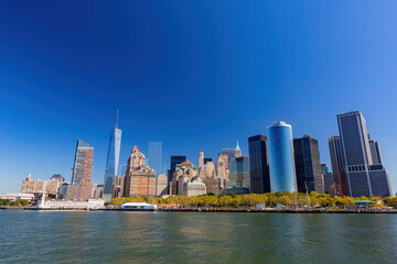 Obraz premium Sunny view of the New York City skyline