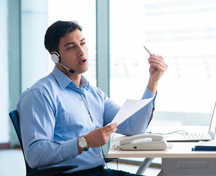 operator call center salariu