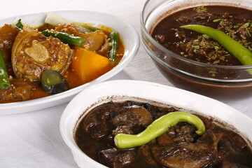 Dinuguan and kare-kare: local dishes from the Philippines