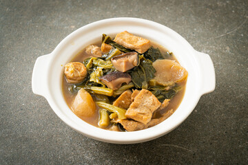 Chinese vegetable stew  with tofu or mixture of vegetables soup