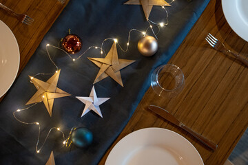Decorated Christmas table setting - 547596980