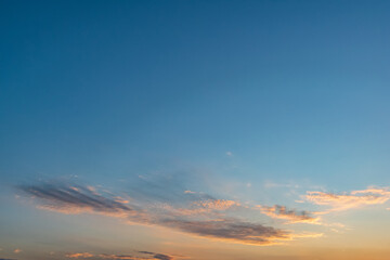 秋の夕空