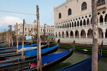 Venezia. Gondole al Molo di Palazzo Ducale