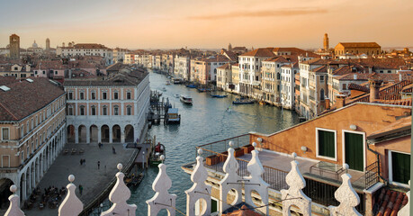 Venezia. Canal Grande c0n Ponte di Rialto dalla terrazza del Fondego dei Tedeschi