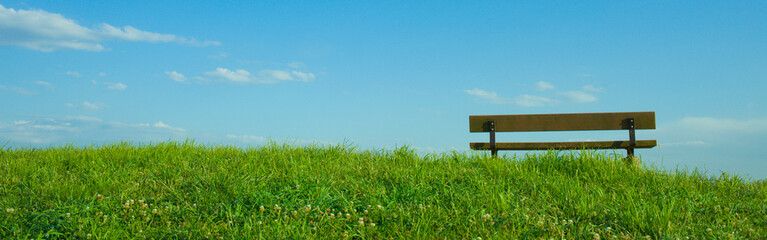 Hill bench