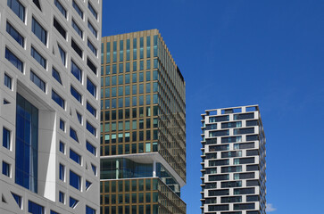 Fototapeta na wymiar View of beautiful modern buildings in city