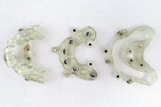 Collapsible printed dental surgical template. Navigational surgical guide for dental implantation
