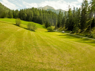 De UNESCO rit door het prachtige gebied in Zwitserland met de Bernina Express.