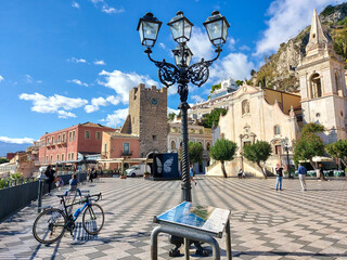 Viaggiare in Sicilia, Taormina