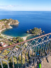 Viaggiare in Sicilia, Taormina
