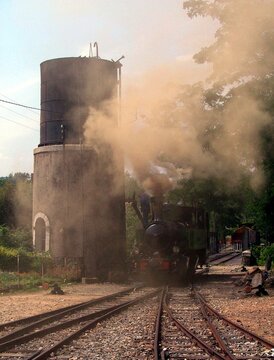 A lot of smoke for the pressurized boiler