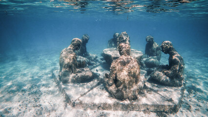 underwater art sculpture