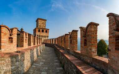Vicoleno castel, view of fortification