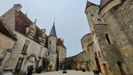 Fototapeta premium CHATEAUNEUF (Côte d'Or)