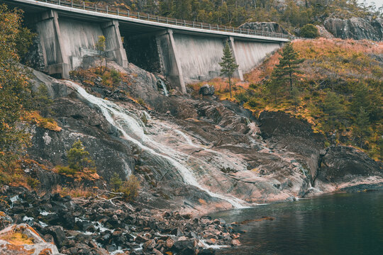 Langfossen waterfall in Norway on a moody autumn day