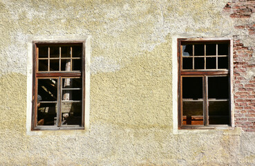 Wildbad, Prags, Pragsertal, Altprags, Bad Altprags, Nebengebäude, Wirtschaftstrakt, Landwirtschaft, Dachstuhl, Fenster, Ruine, imposant, Glanz, Wildbad Altprags, Wirtschaftsgebäude, Lost Place, Urbex,