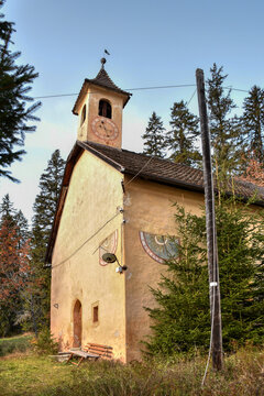 Kirche, Kapelle, Prags, Pragsertal, Altprags, Bad Altprags, Denkmal, Denkmalschutz, Verlassen, Fresko, klein, beschaulich, Turm, Kirchturm, T&uuml;rmchen, Glockenturm, Gotteshaus, aufgelassen, Lost Place, 