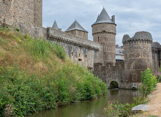 Fototapeta na wymiar The medieval castle of Fougeres in Brittany