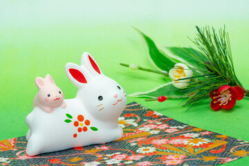 写真素材:令和5年・2023年の干支は卯（う・うさぎ）　卯年の年賀状素材（和風、和紙、千代紙、お正月小物等）