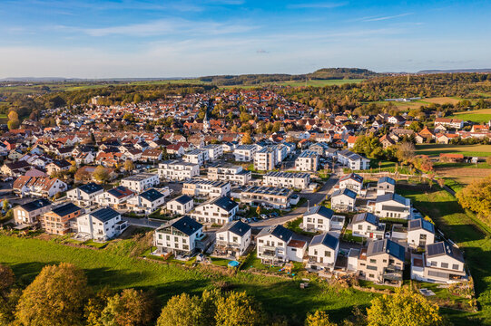 Germany, Baden-Wurttemberg, Waiblingen, Aerial view of modern energy efficient suburb in autumn