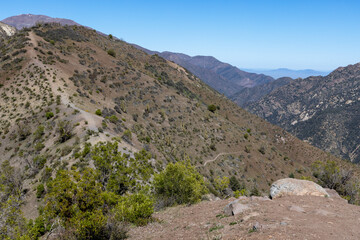 Fototapeta na wymiar Mirador Tres Valles - Santuario de la Naturaleza Yerba Loca - Traveling Chile