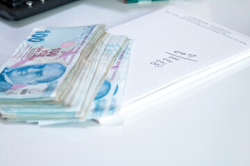 Turkish Lira, Turk Parasi, Turkish Money (Turkish Turk Parasini Sayan Adam Eli)